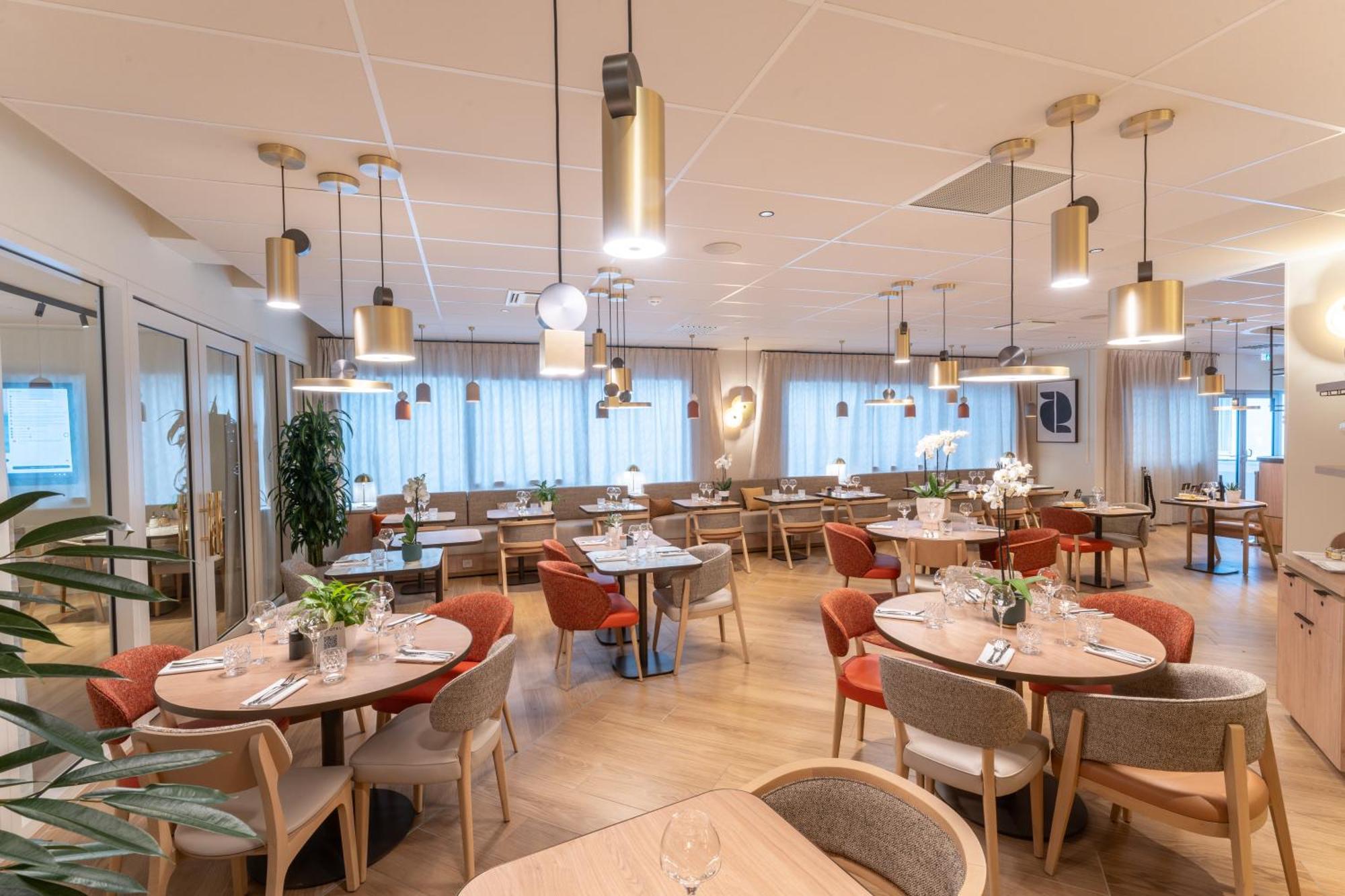 Novotel Angers Lac De Maine Eksteriør bilde