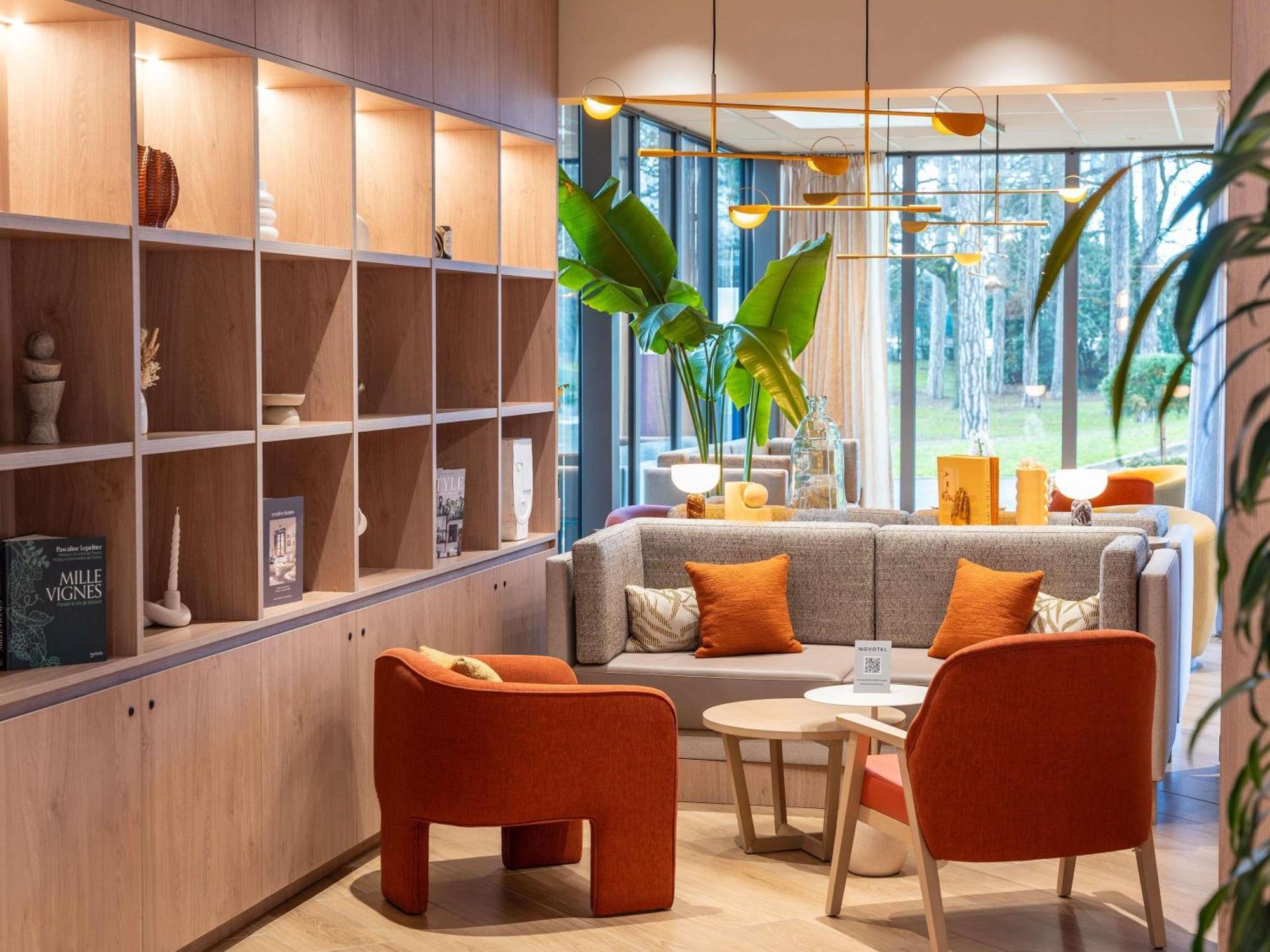 Novotel Angers Lac De Maine Eksteriør bilde
